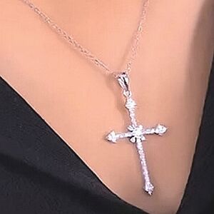 Silver Cross Crystal Rhinestone Necklace NEW NWT 18-22"chain